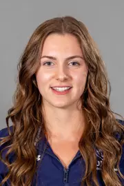 Lora Kenter headshot