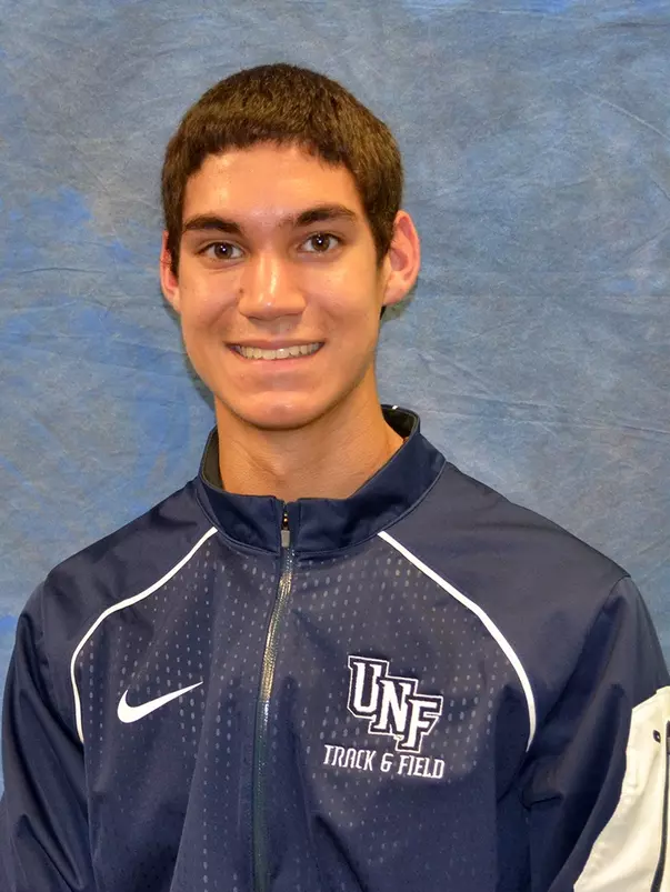 Head shot of Carlos Penaranda