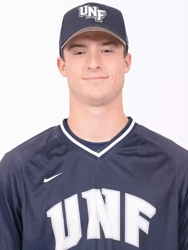 Ethan Michaelis Headshot