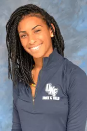 head shot of Alyssa Young