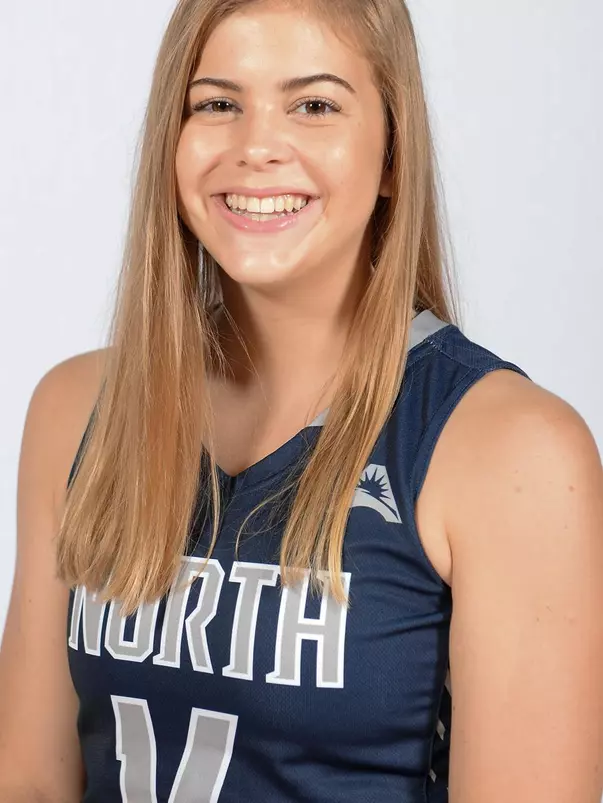 Elli Bartley headshot