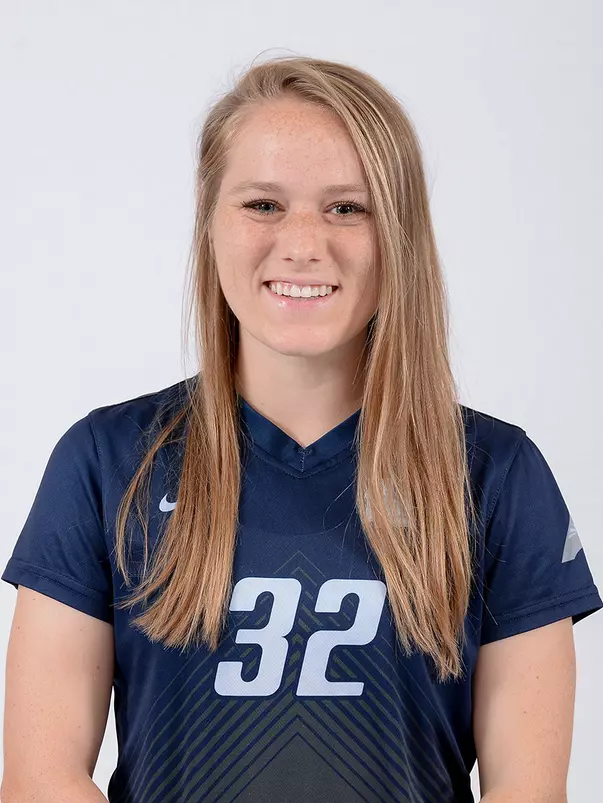 Head shot of Bailey Stites