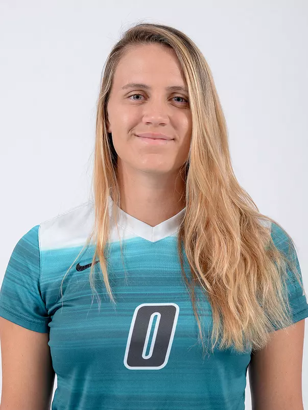 Head shot of Kaitlyn Powell