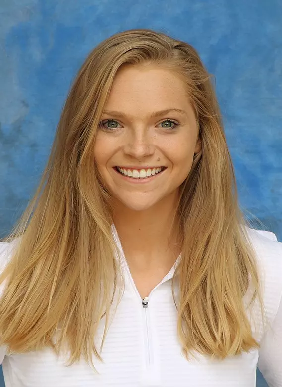 Harley Horsley Headshot