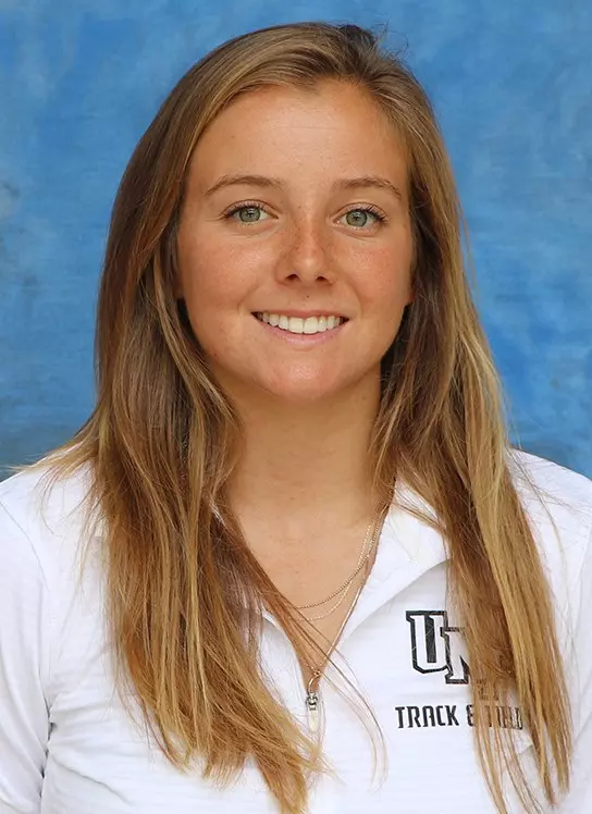 Louisa Washburn Headshot