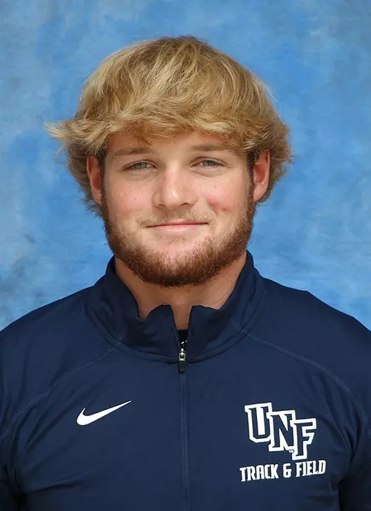 Sean Snyder Headshot