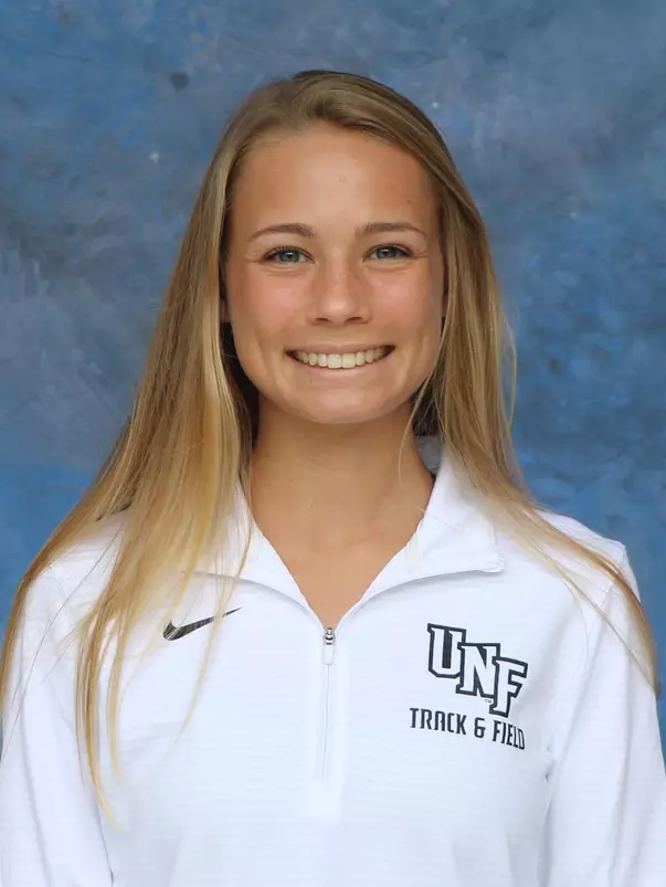 Audrey Carpenter Headshot