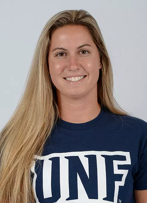 Skye Downey Headshot