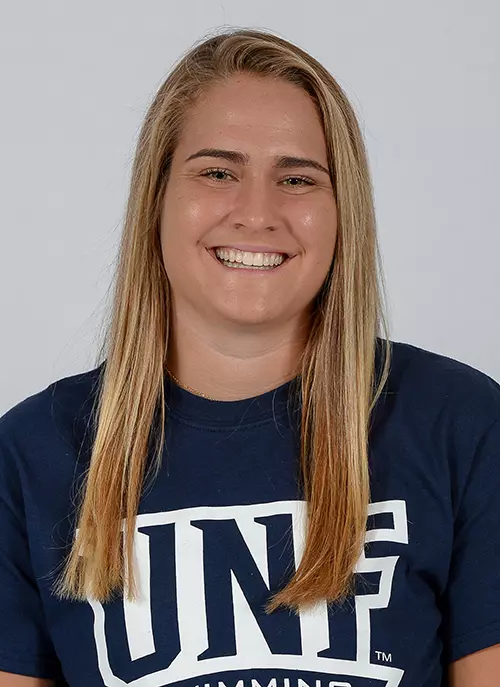 Sarah Frantz Headshot