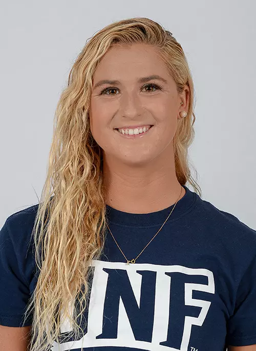 Francesca Vandersluis Headshot