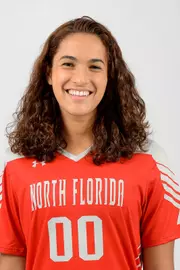 Hannah Cardozo headshot