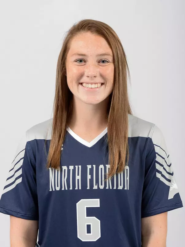 Brandi Walker headshot