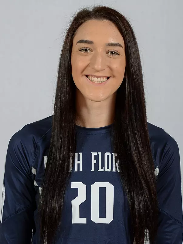 Headshot of Maddie Boyd