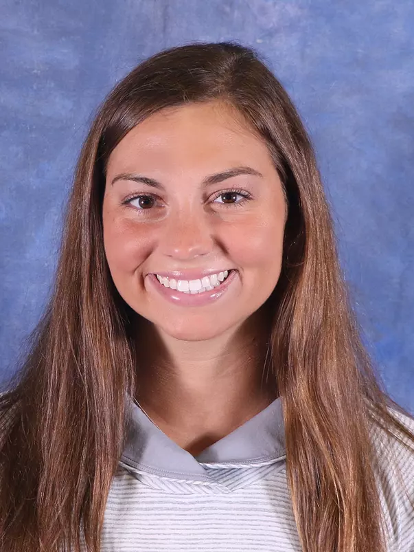 Kayla Glennon headshot