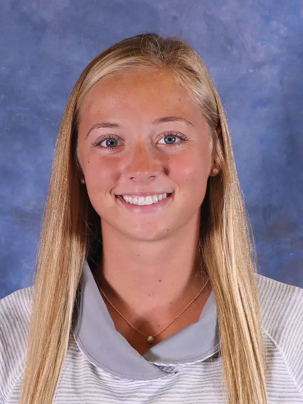 Camryn Greenleaf headshot