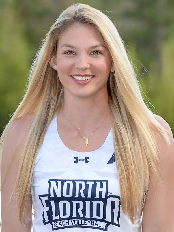 Taryn Griffey headshot