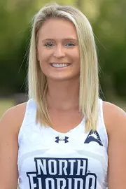 Sydni Small Headshot