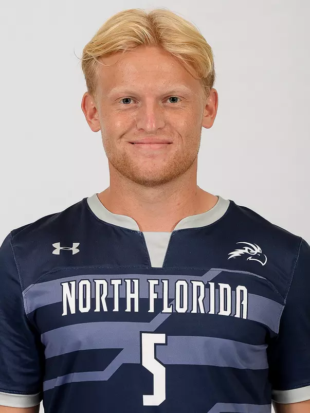 Henrik Welle headshot