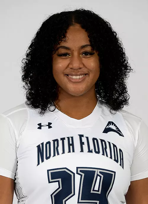 Tatiana Thompson headshot