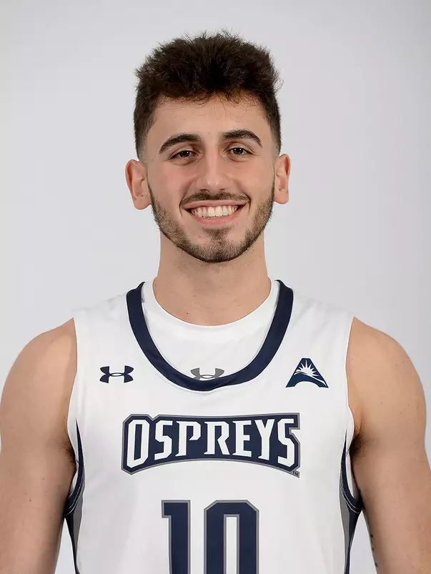 Head shot of Christian Schach