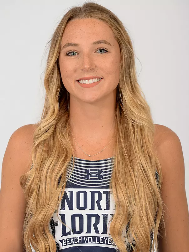 Callie Workman headshot