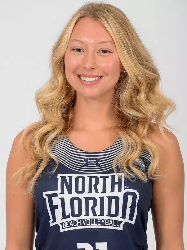 Headshot of Christina Yamnyuk