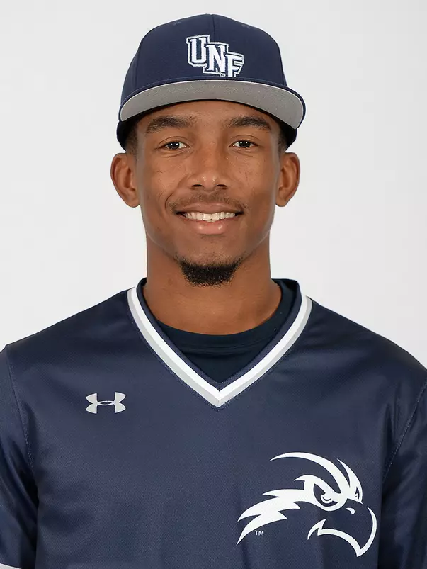 HOLMES_JUSTIN headshot