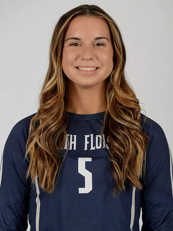 Julianna Askew headshot 2020