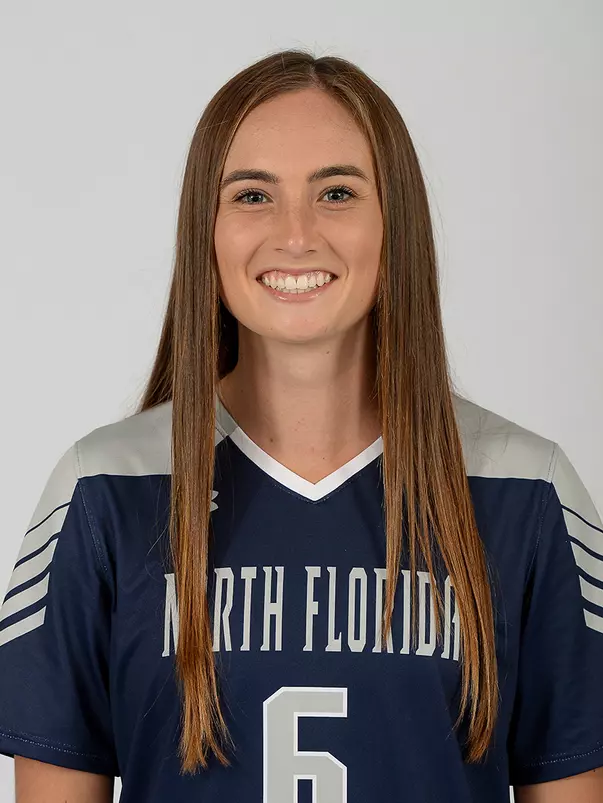 Head shot of Hannah Menendez