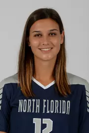 Head shot of Leah Ferlin