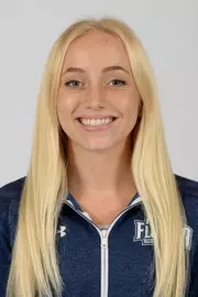 Sadie McLaughlin headshot