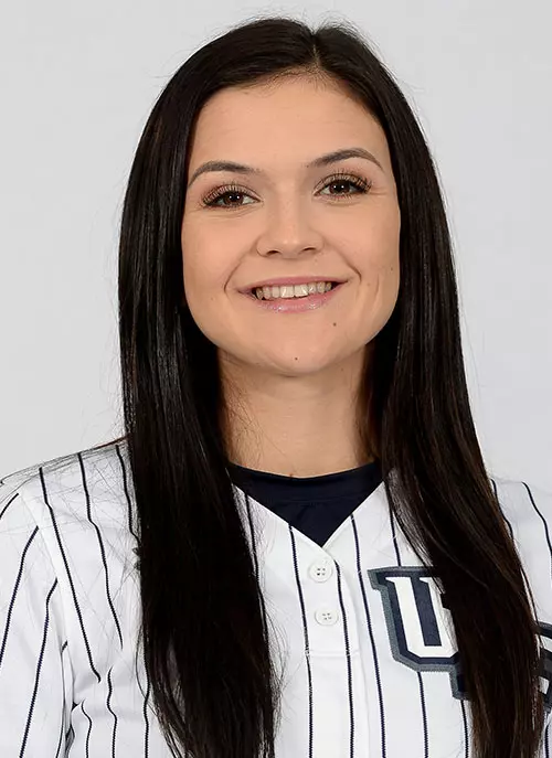 Shannon Glover headshot