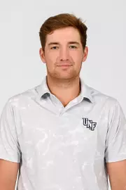 Head shot of Brandon Mancheno