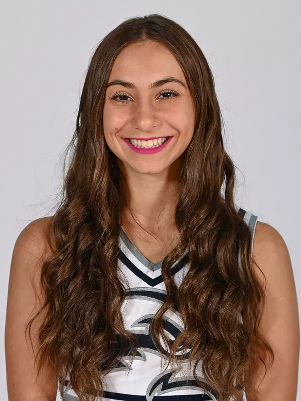 Desinty Fratianna headshot