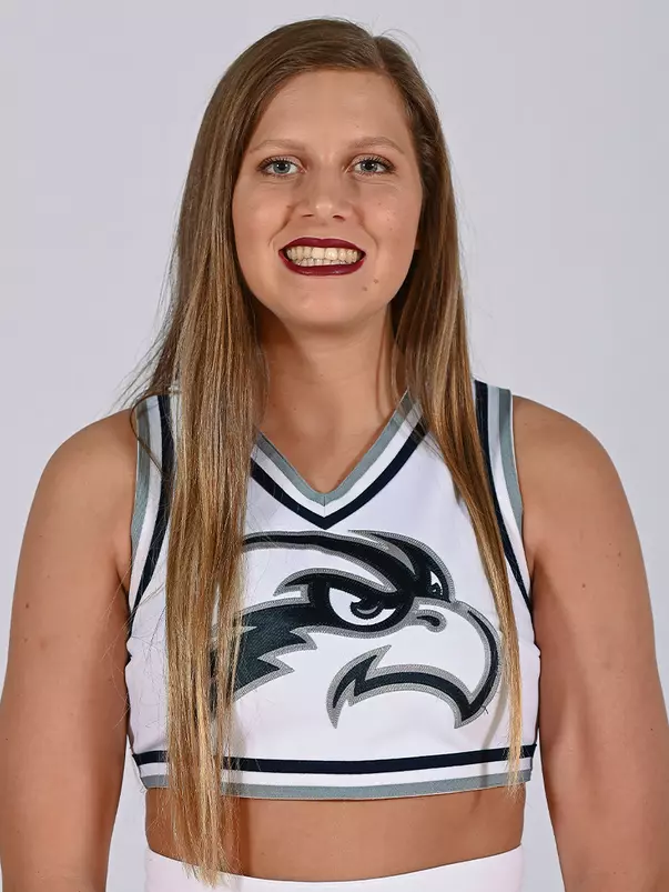 Madison kollath headshot