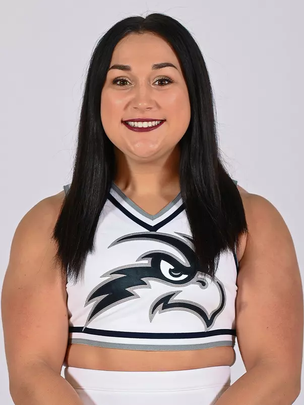 Madison Sucharzewski headshot