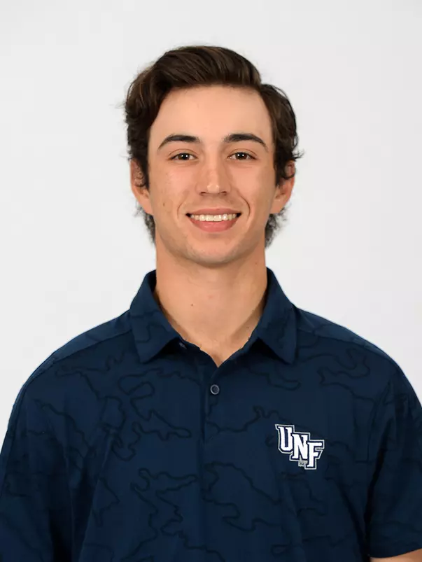 Head shot of Lance Yates