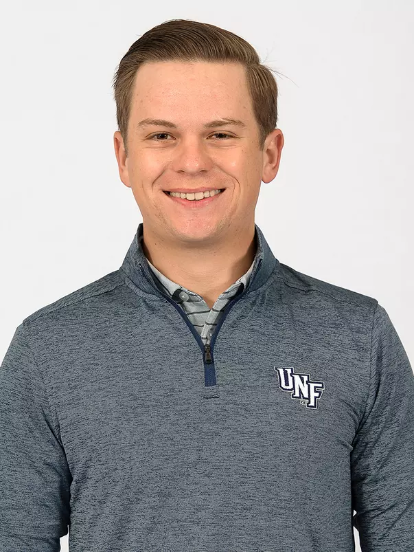 Head shot of Michael Saccente