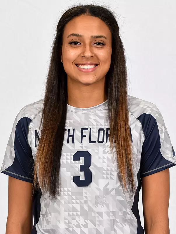 Gabby O'Connell headshot