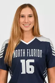Head shot of Julia Lombardo