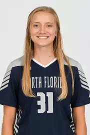 Head shot of Vanessa Piermont