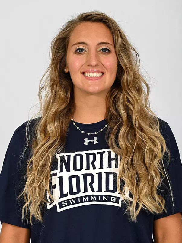 Makenzie Blaakman head shot
