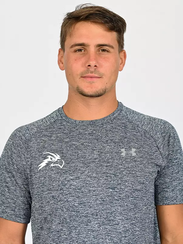 Dominik Barton headshot