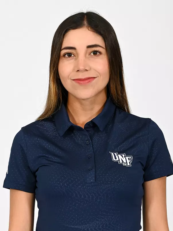 Head shot of Liss Davalos