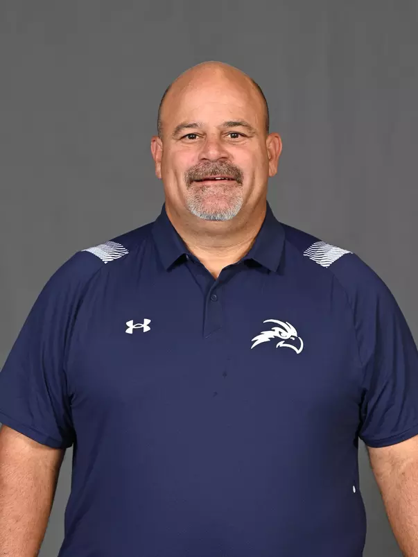 Brady Bogart headshot