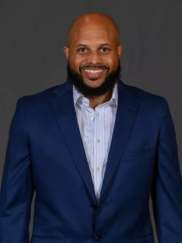 Darrick Gibbs headshot