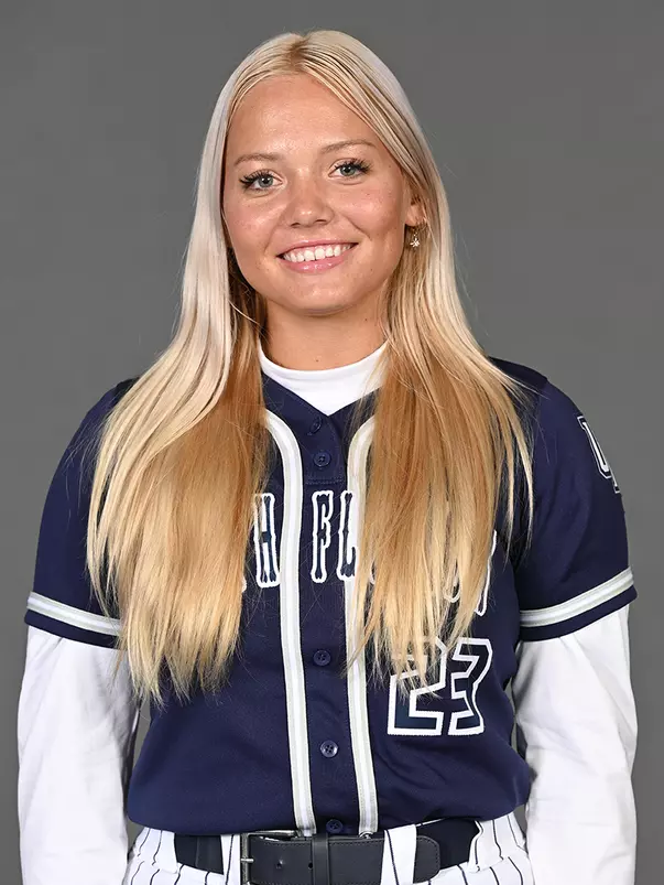 Amanda Aardema headshot