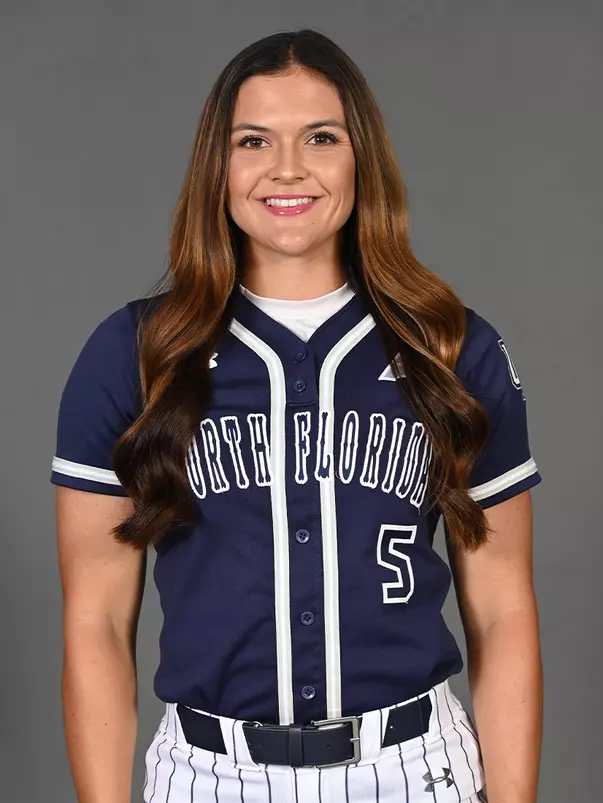 Shannon Glover headshot