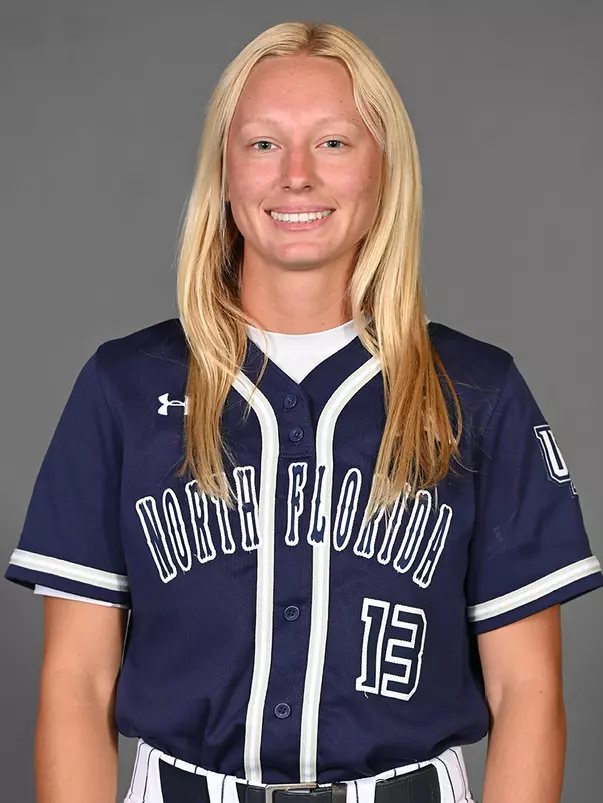 Regan Hermeling headshot