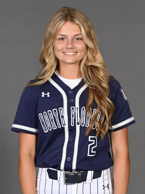 Kelsey Vogel headshot